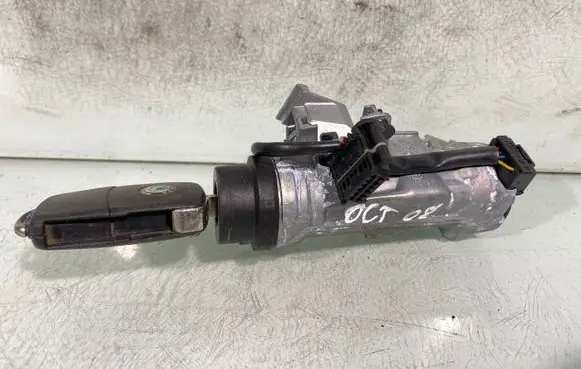 Skoda Octavia Mk2 (1Z) Ignition lock 1k0905865