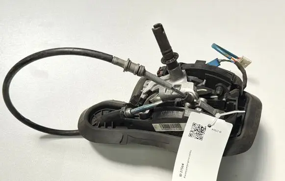 BMW 1 E81 E87 Gear shifter/selector 7564687