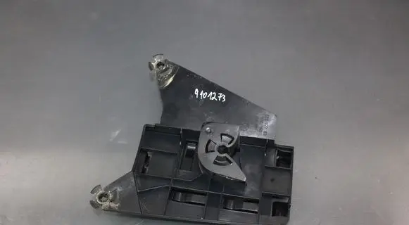 Volkswagen Jetta VI Other engine bay part 5C0927163