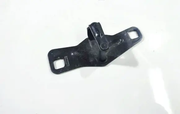 Audi A6 S6 C6 4F Rear door lock loop/hook striker 