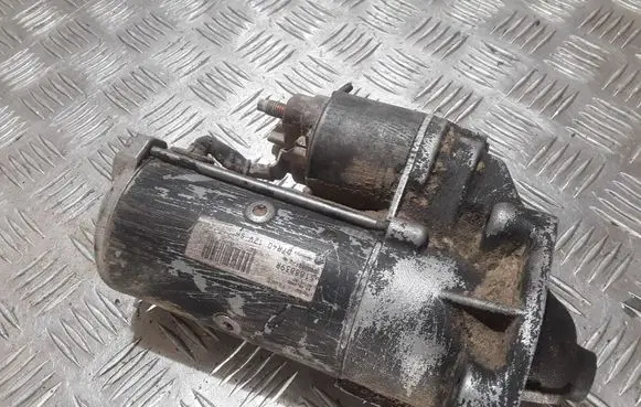Opel Movano A Starter motor D7R40 S188839R
