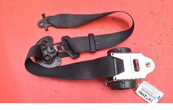 BMW 7 F01 F02 F03 F04 Front seatbelt 615394200E
