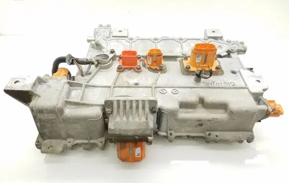Nissan Leaf I (ZE0) Other engine bay part
