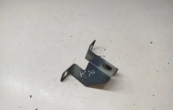 Porsche Cayenne (92A) Fender mounting bracket 7p5821161