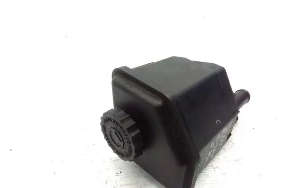 Chrysler 300 - 300C Power steering fluid tank/reservoir 04782345AC