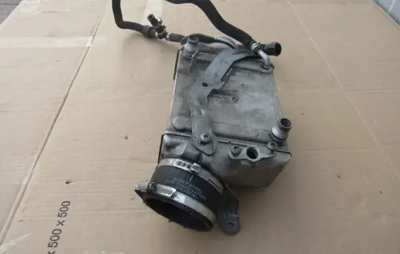BMW X5 E70 Intercooler radiator 7589468