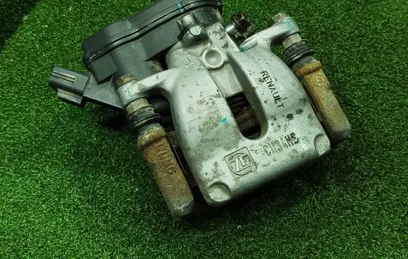 Renault Arkana Rear brake caliper 440008511R 6509684 CII34HE