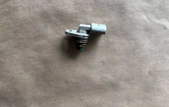 Audi A3 S3 8L Camshaft position sensor 03D907601