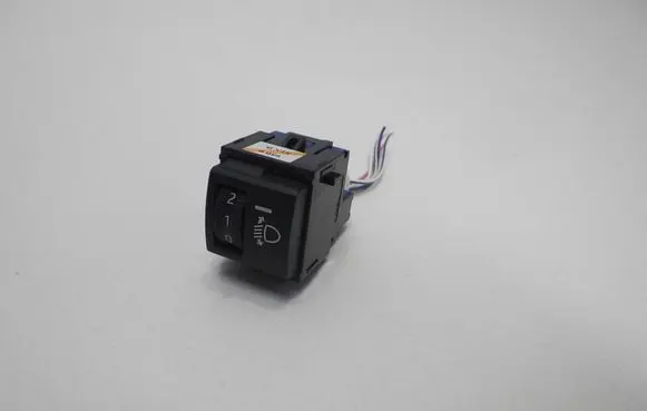 Suzuki Swace Headlight level height control switch