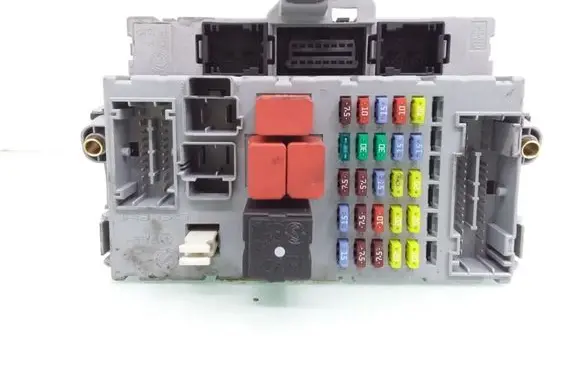 Fiat Croma Fuse module 51786924 5BADS9V3G