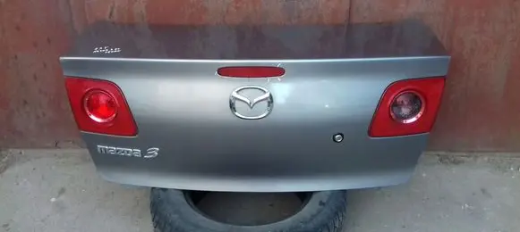 Mazda 3 I Truck tailgate 