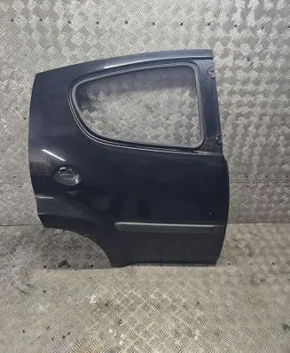 Peugeot 107 Rear door 