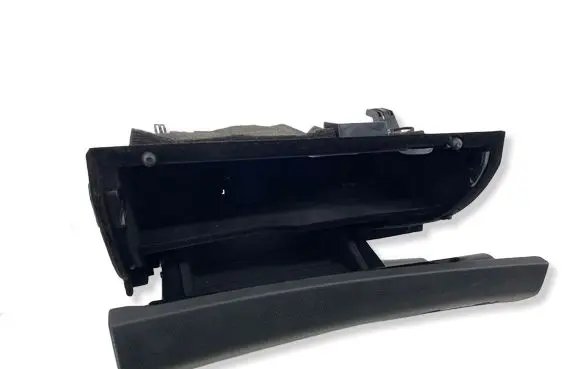 Mercedes-Benz C W204 Glove box A2046803291