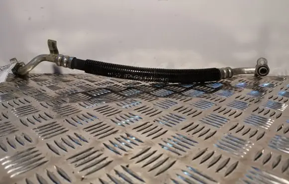 Jeep Grand Cherokee Air conditioning (A/C) pipe/hose 68161176AA