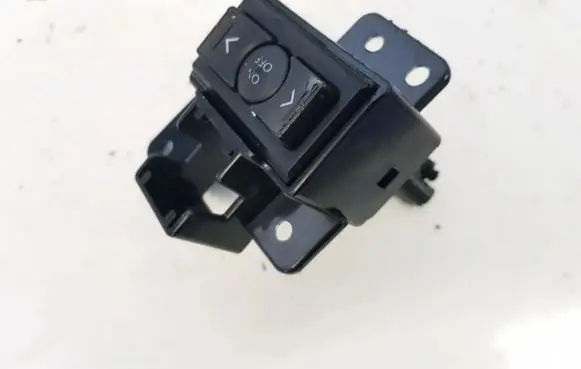 Lexus IS 220D-250-350 Other switches/knobs/shifts 15A684