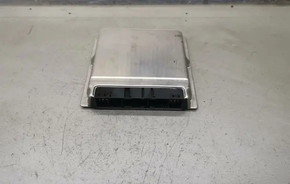 Mercedes-Benz C W203 Engine control unit/module A1111531779 5WK90402