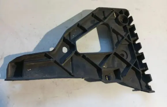 Audi A6 S6 C6 4F Fender mounting bracket 4F0807227