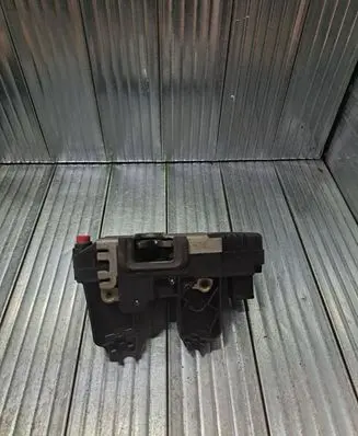 Opel Combo C Sliding door lock 13157756