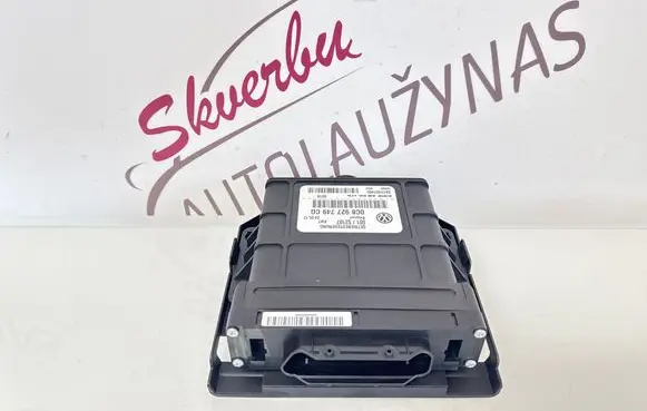 Porsche Cayenne (92A) Suspension control unit/module 0C8927749CG Q01JS2107 SATF007405