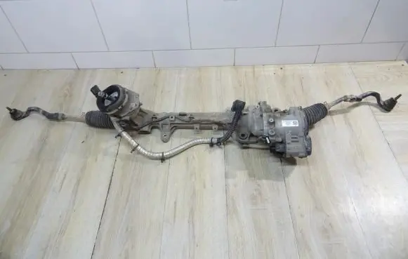 Hyundai Tucson TL Steering rack 57700D7600
