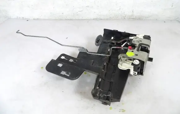 Dodge Nitro Rear door lock P04589278AF
