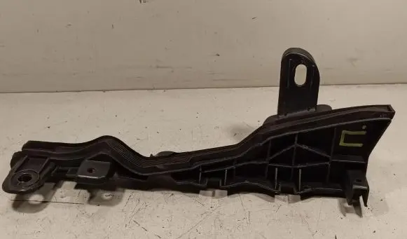 Mercedes-Benz E W213 Other engine bay part A2138310400