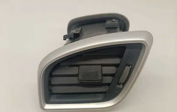 Nissan Murano Z52 Other interior part 687615AA0A