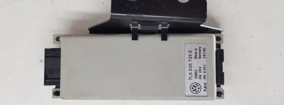 Volkswagen Touareg I Phone control unit/module 7L6035729E