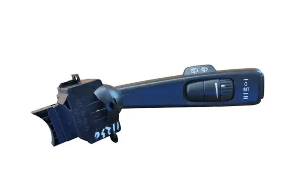 Volvo V50 Wiper control stalk 8682869