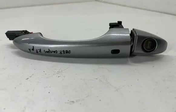 Jeep Compass Front door exterior handle 5SV51DX8AA 5SV51KXJAA