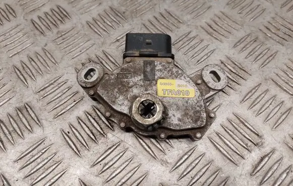 Audi Q3 8U Sensor 845402418