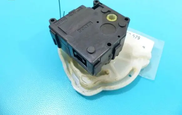 A/C air flow flap actuator/motor