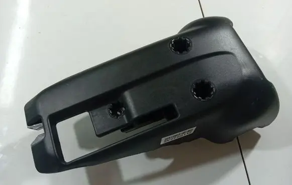 Steering wheel column trim