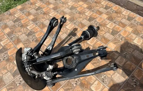 BMW 3 G20 G21 Stub axle
