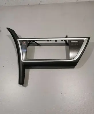 Toyota Auris E180 Panel trim 5540502430 5540502440