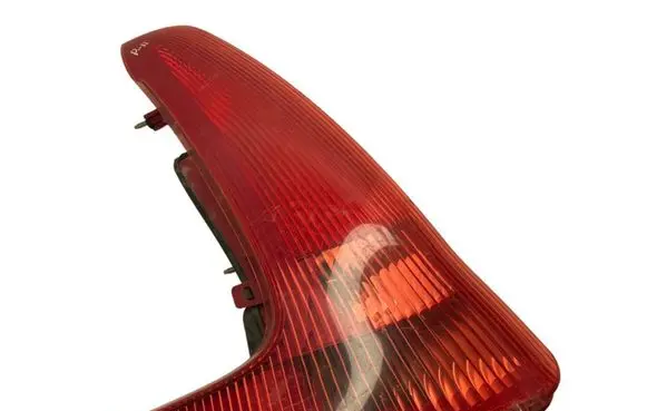 Peugeot 206 Rear/tail lights RS102AR00 E21318