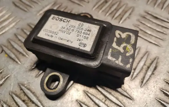 BMW X5 E53 Yaw turn rate sensor 6753694