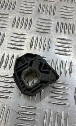 Volkswagen PASSAT B6 Radiator mount bracket 1K0121367