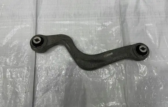 Land Rover Discovery Sport Rear control arm FK725B673AC