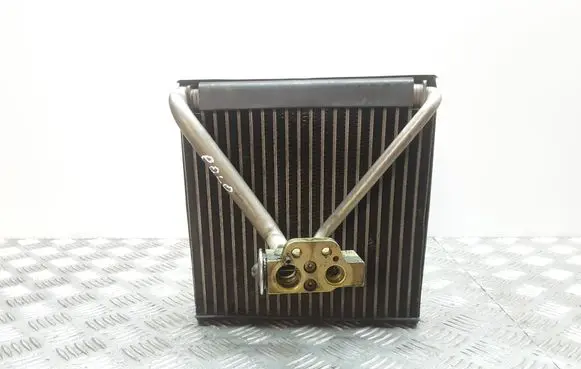 Volkswagen Polo Air conditioning (A/C) radiator (interior) A4756