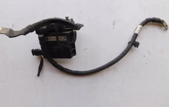 Mercedes-Benz C W205 Positive cable (battery)