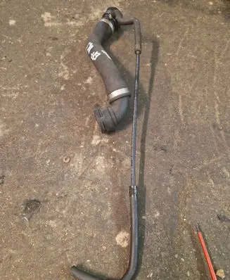 BMW 1 E81 E87 Engine coolant pipe/hose 2249848