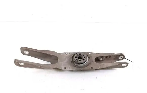 Rear control arm