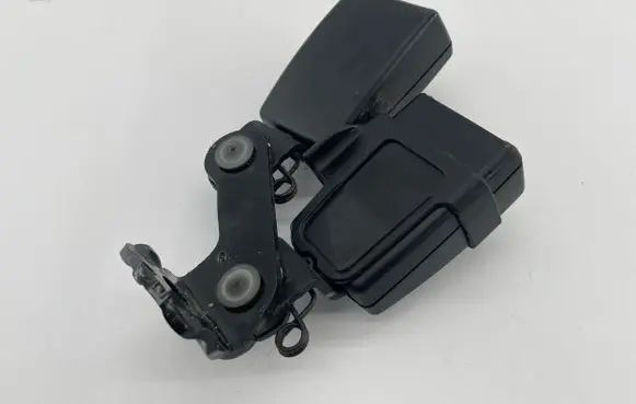 Audi A7 S7 4G Middle seatbelt buckle (rear) 4G0857739