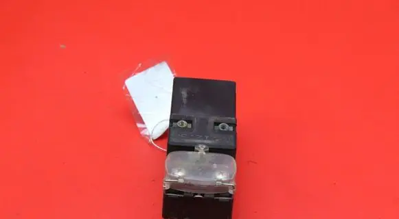 Seat Cordoba (6K) Relay mounting block 6K0919506