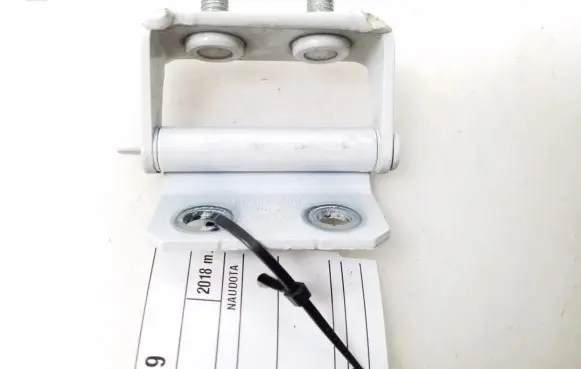 Nissan Qashqai Tailgate/trunk/boot hinge