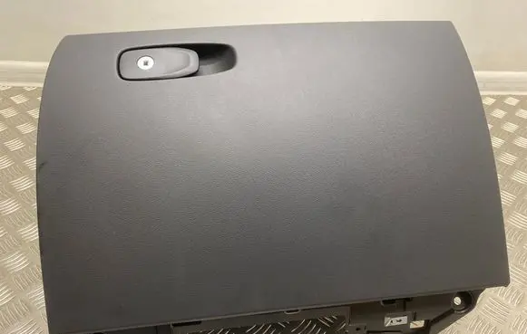 Volvo XC60 Glove box set 31417596