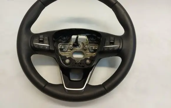 Ford Kuga III Steering wheel FORKUGKie70199014