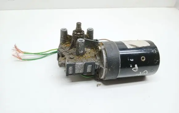 Audi A3 S3 8L Wiper motor 0390241151