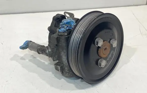 BMW 3 E90 E91 Power steering pump 678348601 H2114307